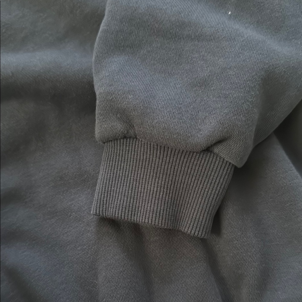 Nike youth Navy Blue crewneck sweatshirt - Picture 5 of 6